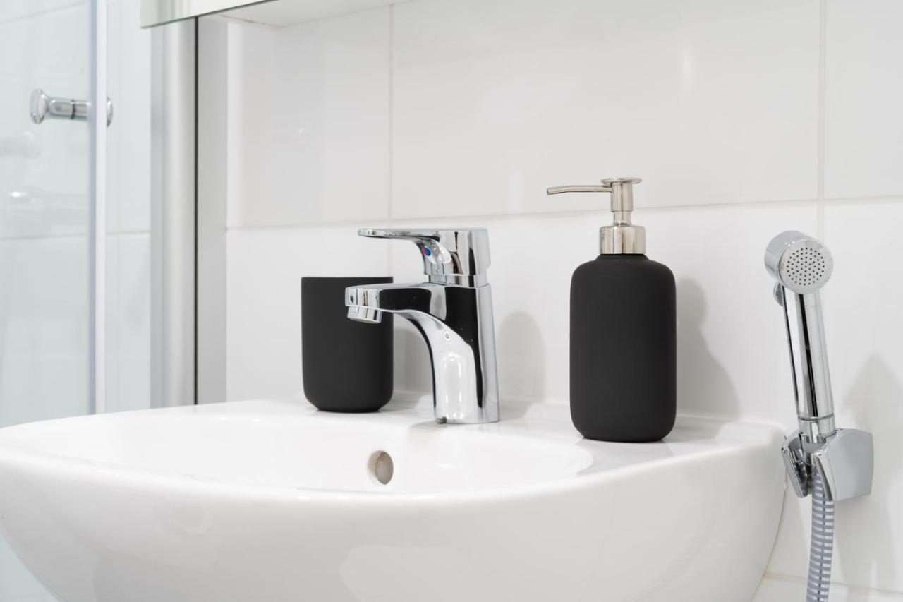 Uleabo Modern 37M2 Studio Оулу Екстер'єр фото